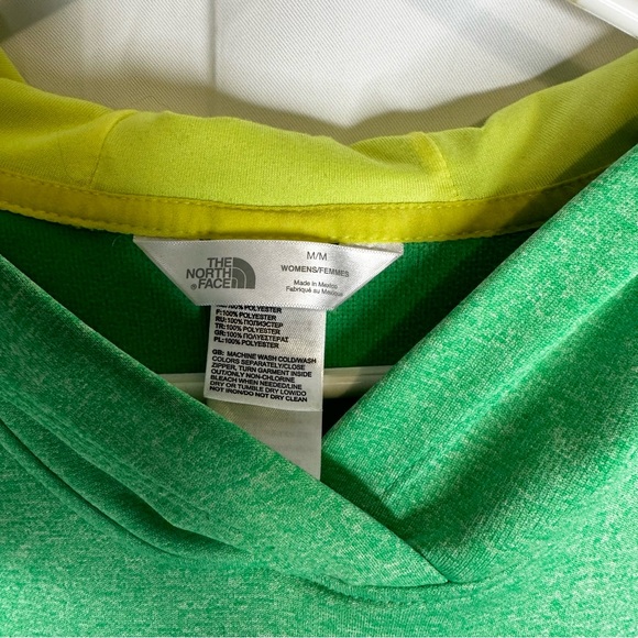 North face womens hoodie green like new med - Picture 6 of 7